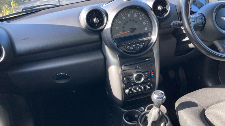 MINI Countryman 1.6 Cooper 5dr Petrol Hatchback